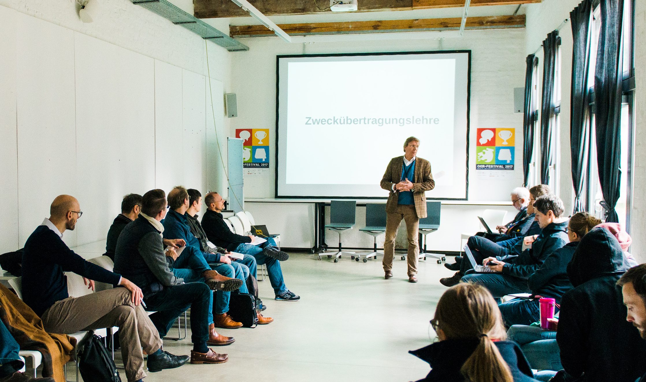Session mit Kurzvortrag auf dem OERcamp Ost in Berlin - Foto von Tilman Vogler für OERde17